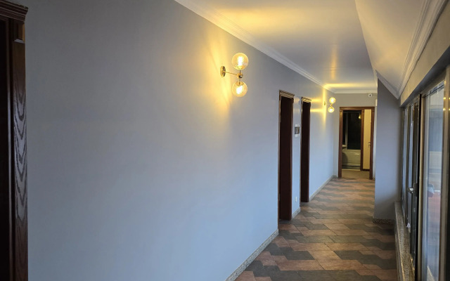 Ritsa Hotel