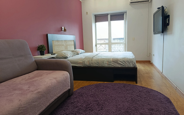 Kvartira Right Room na Pole Svobody 129