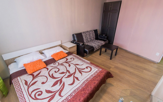 Квартира двухкомнатная в Ленинском районе