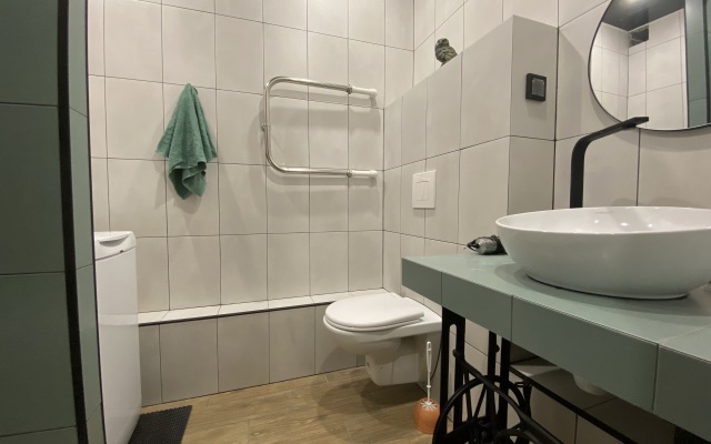 Студия в центре около УдГУ, стадиона Зенит, Арена