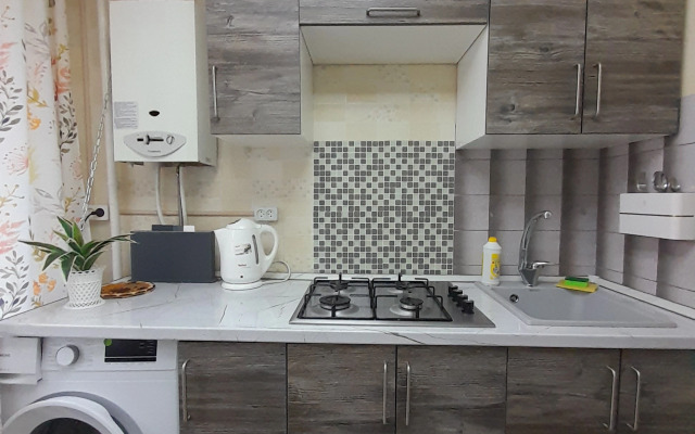 V Tsentre U Ozera Obertayh Flat
