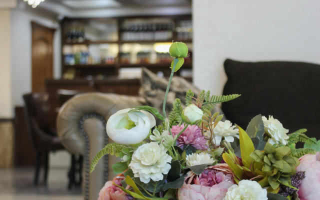 Imeni Chelyskintsev Hotel