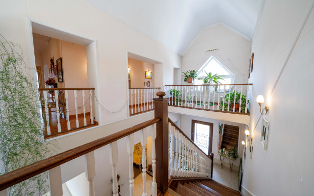 Частный дом Большой уютный коттедж с баней