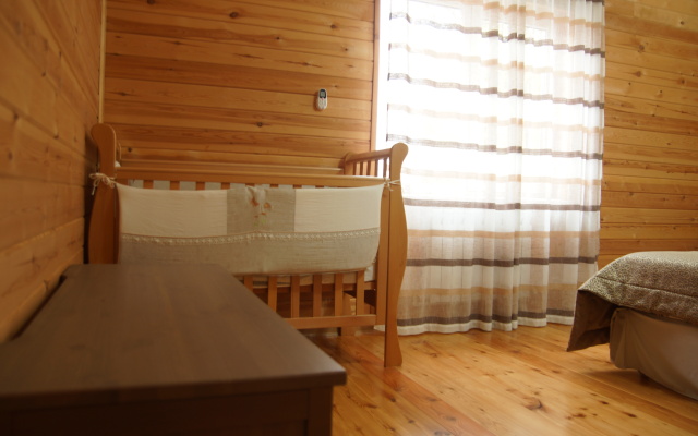 U Granitnogo Kan'ona Chalet