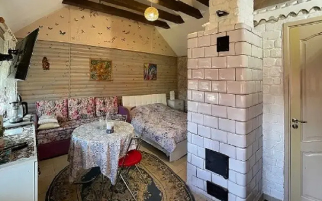 Guest house Gostevoj dom Malyij dom usad'byi Mirskie krinitsyi