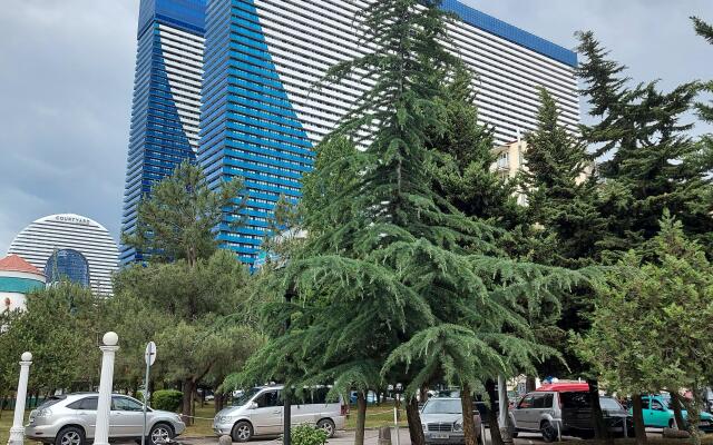 Studiya na 1 Linii dlya Treh Gostej Apart-Hotel