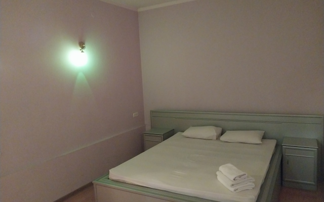 Happiness Guest House
