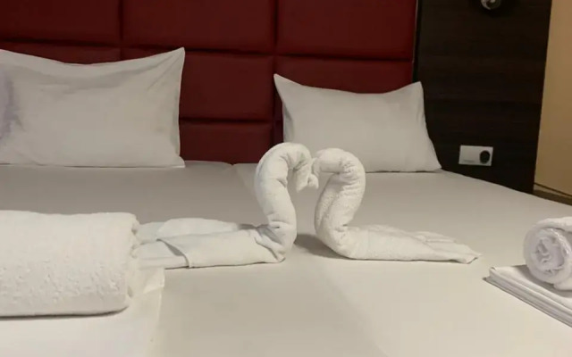 Boris Beef Hotel