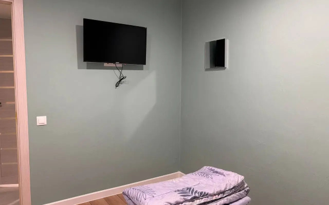 Uyutnaya Treshka Ryadom S Yubileynym Flat