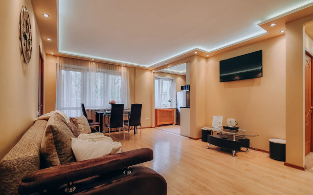 Квартира LovelyHome39 в Сердце Города