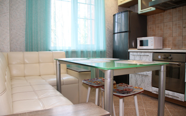 Ryadom S Rybnoy Derevney Apartments