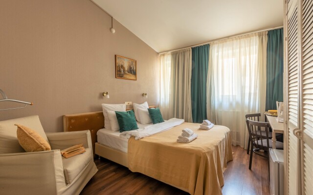 Slon Hotel