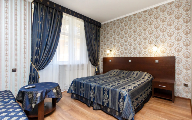 MariAnna Private House