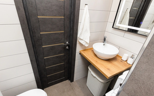 5 Dobrye Sutki Apartments