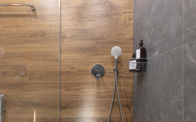 Апартаменты трехкомнатные с дизайнерским ремонтом