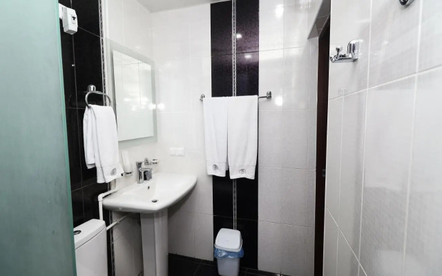 Tigran Mets Hotel