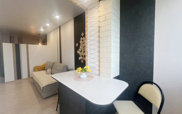Na Ulitse Livenskaya 33K1 Flat