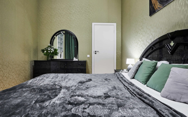 Flatstay S Erkerom I Vysokimi Potolkami Apartments