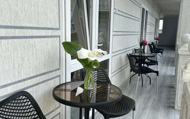 Ankhara Guest House