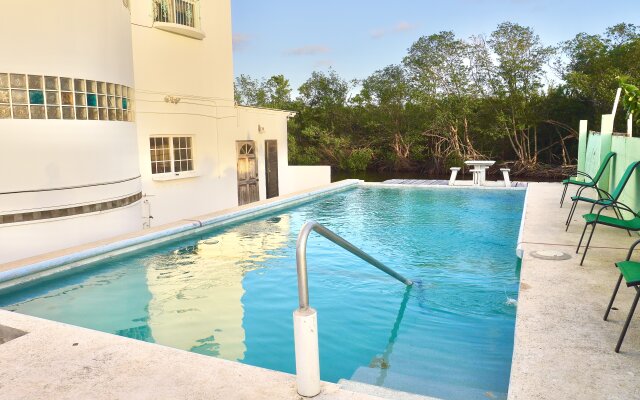See Belize Relaxing Apartments