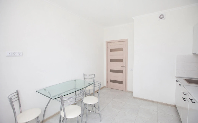 Varshavskoye Shosse 100k1 Flat