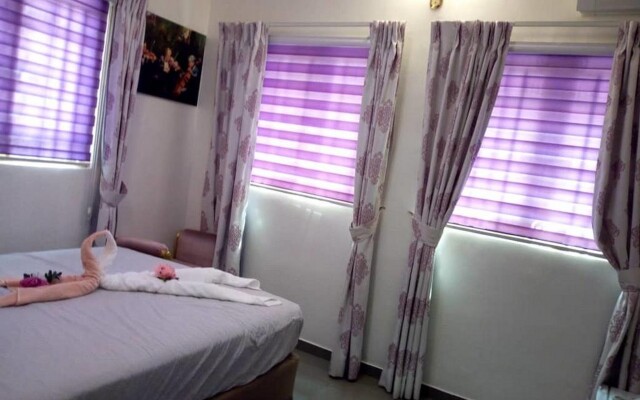 Spa Lavender Suites Hotel
