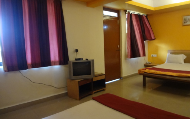 Sai Prabhavati Apart-Hotel