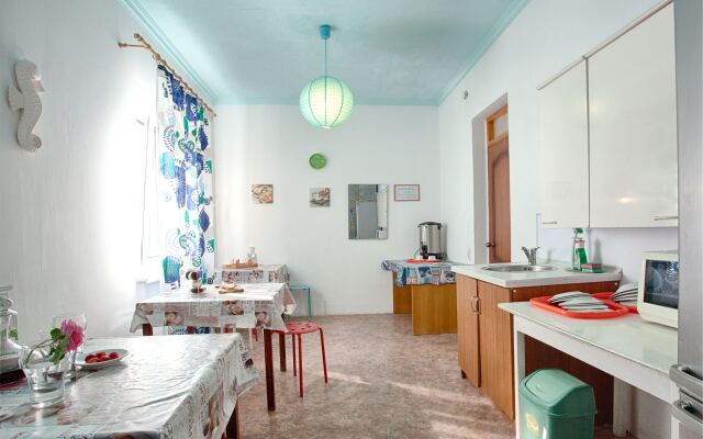 Chernomor Guest House