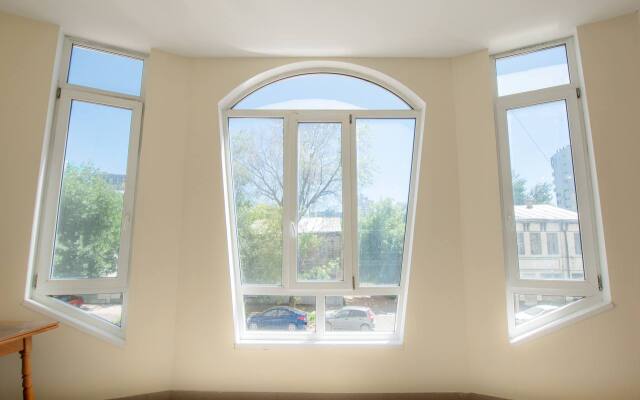 Квартира Двухкомнатная Садовая