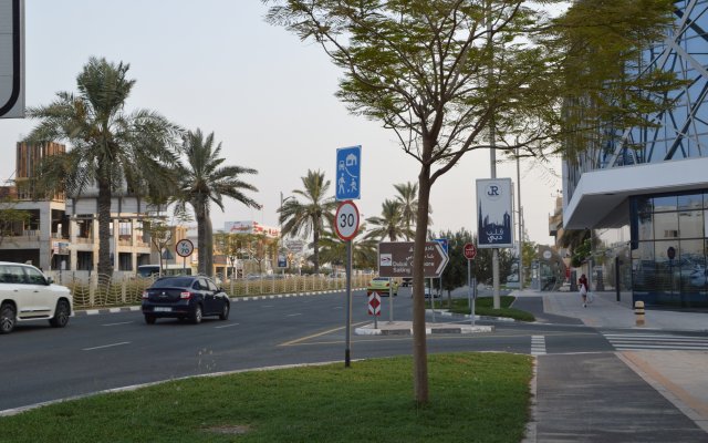 Отель Beach Walk