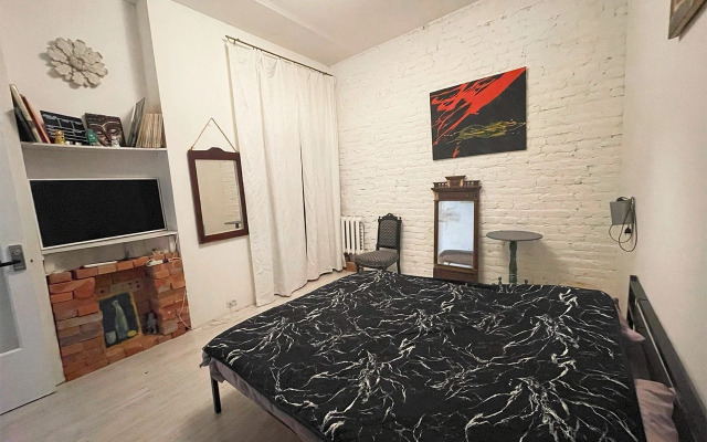 Квартира Просторная двухкомнатная квартира BombFlat на Достоевского