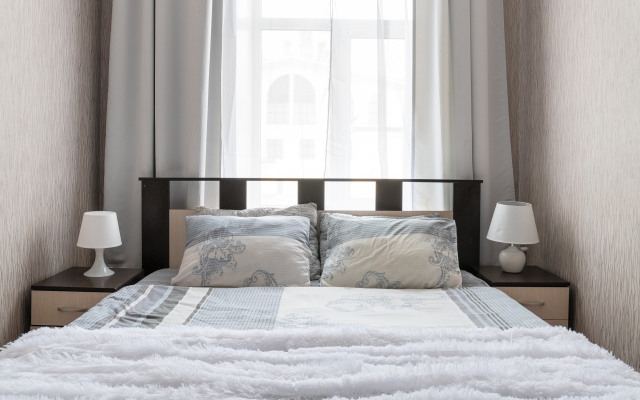 Апартаменты У Аничкова Моста