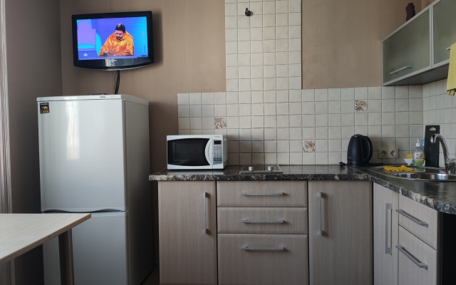 Квартира на Академика Мехренцева 9