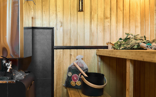V Poselke Amelfino, 13 Private house