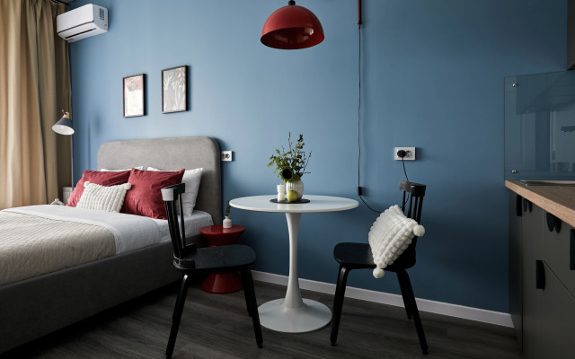 Апартаменты MyHomeYourHome на Проспекте Буденного д.15