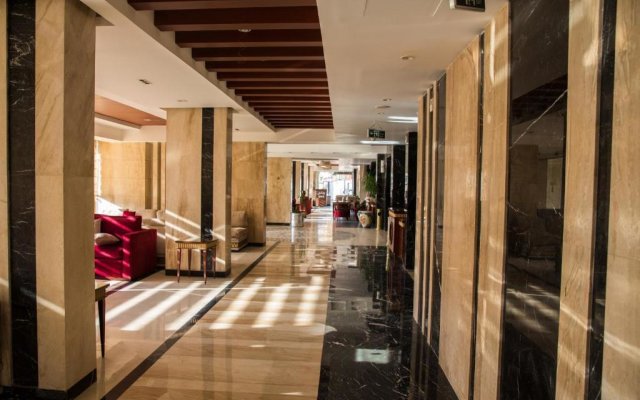 Курортный Отель Tiba Pyramids Hotel