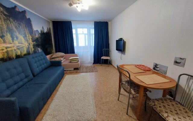 Studiya S Balkonom U Tts Kolumb Apartments