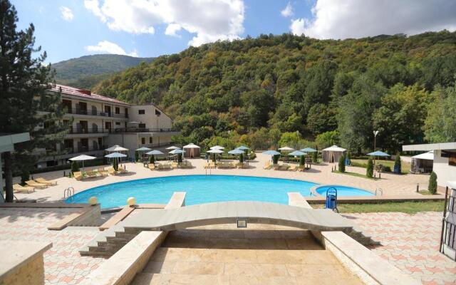 Aghveran Ararat Resort Hotel
