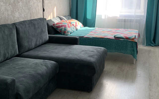 V Novostroyke V Spalnom Rayone Flat