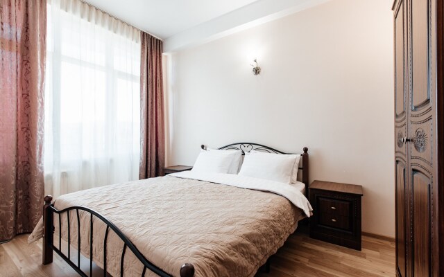 Red Kramskogo Florenciya Apartments