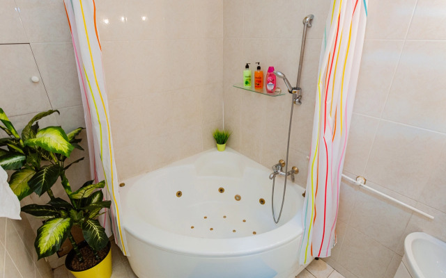 Квартира 3-х комнaтная pядом с метрo Смoленская