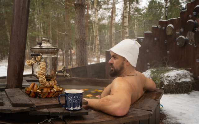 TinyDacha Mozhzhevelnik Glamping