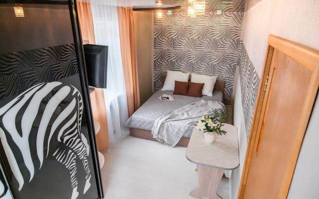 Апартаменты Двухкомнатные по Авиаторов 7