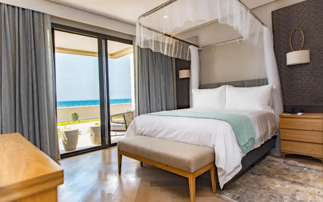 Sunbird Waterfront Hotel