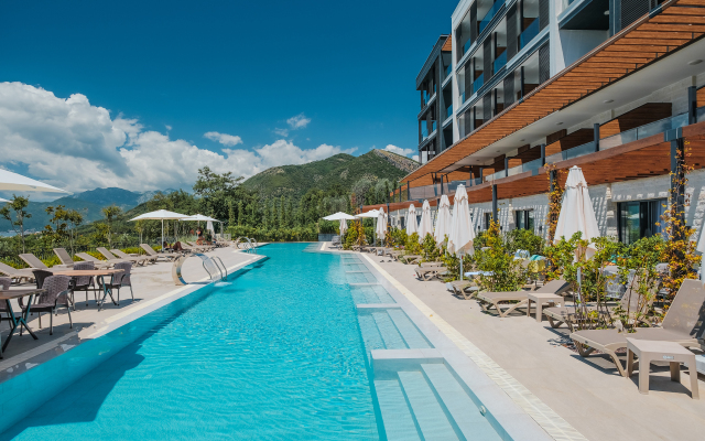 Montenegro Lodge Apartments