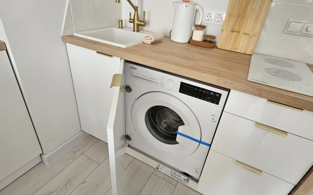 Uyutnaya Studiya S Vidom Na Berezovuyu Roschu Flat