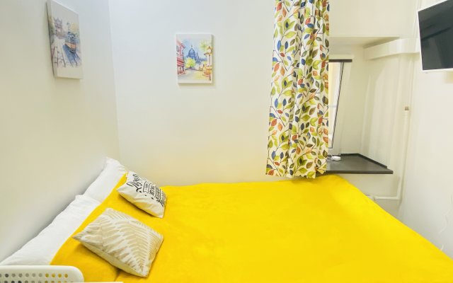 Kvartira-studiya, 11 m², 1/4 etazh Flat