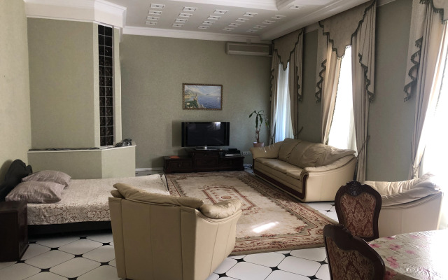 Na Dvoryanskoj Hotel