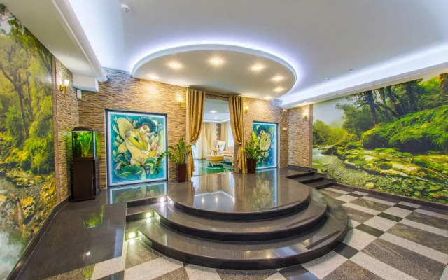 Intourist Hotel