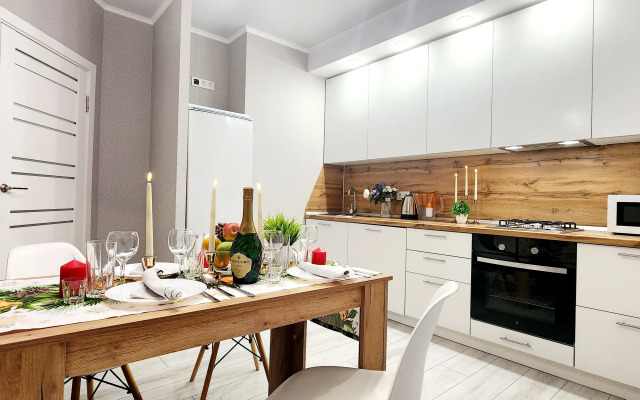 Dvukhkomnatnaya S Vidom Na Ploschad Flat